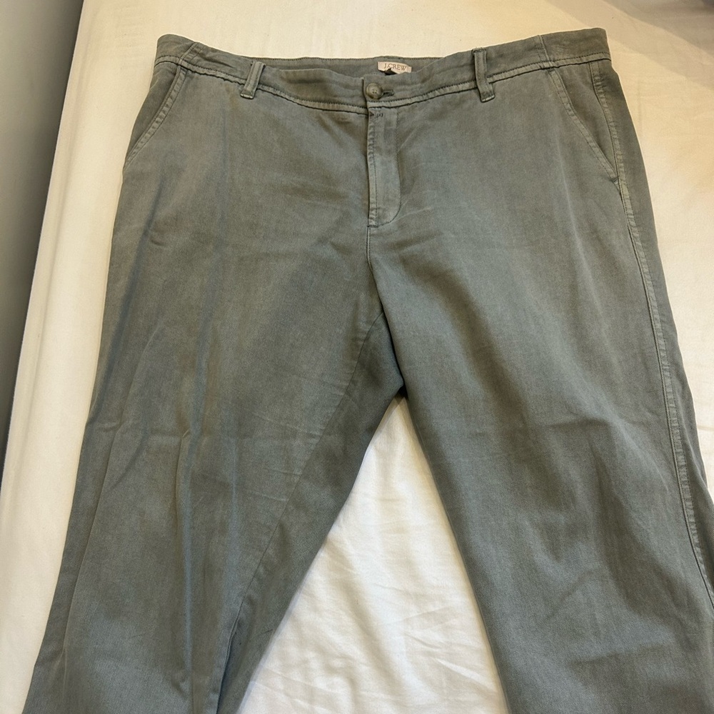 J. Crew Women's Olive Capris